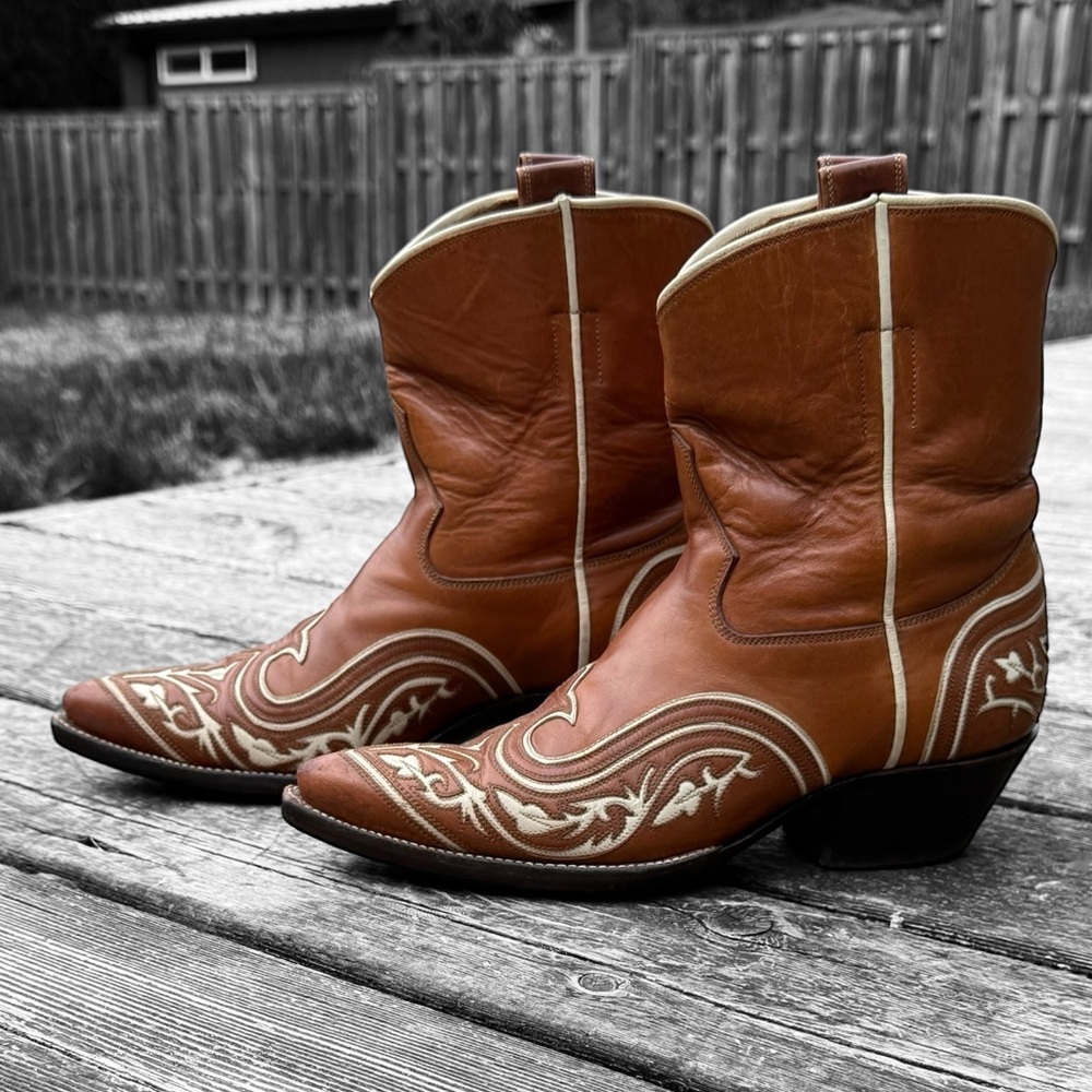 Vintage Rocketbuster Classic Signature Style Caramel Beauty Women's Cowboy Boots